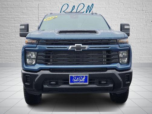 2026 Chevrolet Silverado 2500 Custom