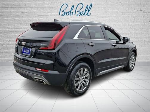 2022 Cadillac XT4 Premium Luxury