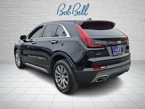 2022 Cadillac XT4 Premium Luxury