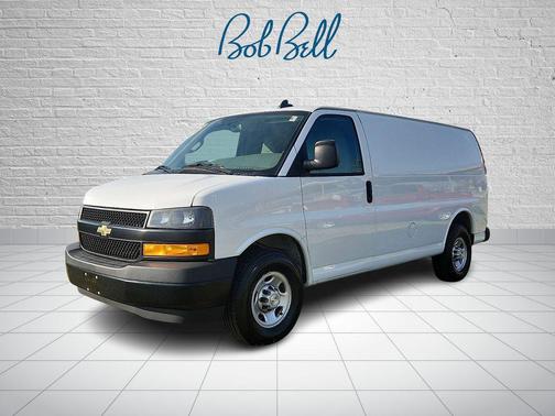 Summit White 2021 Chevrolet Express 2500 RWD 2500 Regular Wheelbase WT