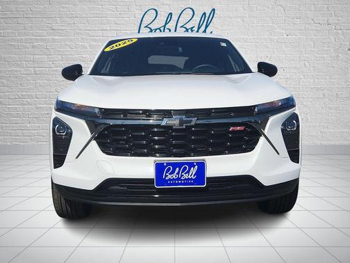 Summit White 2025 Chevrolet Trax FWD 1RS