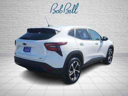 Summit White 2025 Chevrolet Trax FWD 1RS