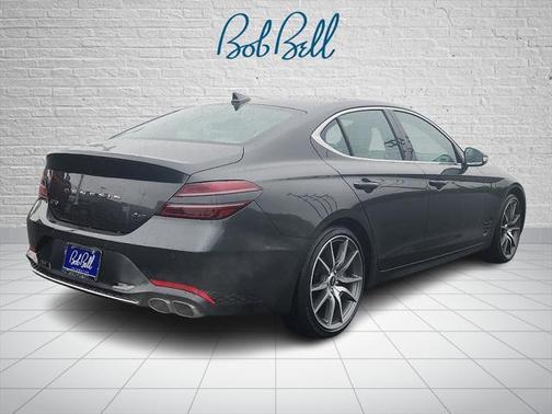 2022 Genesis G70 2.0T AWD
