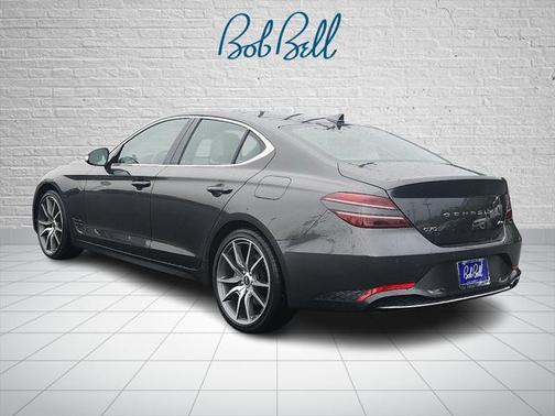 2022 Genesis G70 2.0T AWD