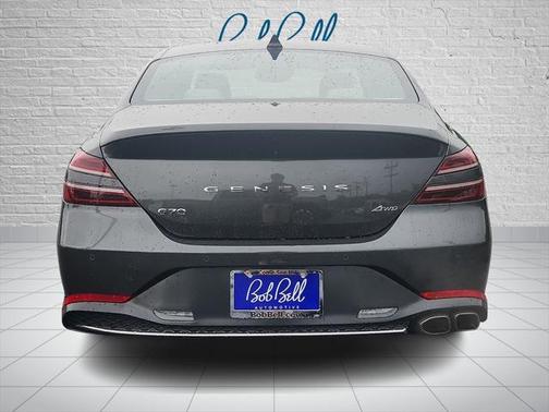 2022 Genesis G70 2.0T AWD