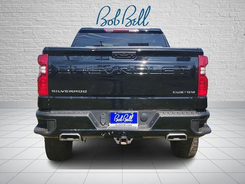 Black 2022 Chevrolet Silverado 1500 Custom Trail Boss