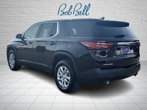 2022 Chevrolet Traverse LS