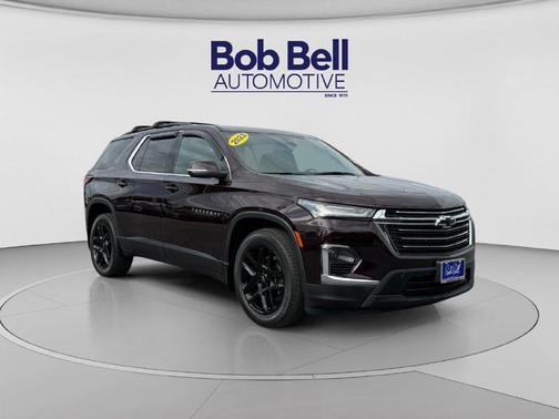 Black Cherry Metallic 2022 Chevrolet Traverse LT Cloth