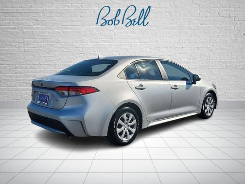 Classic Silver Metallic 2021 Toyota Corolla LE