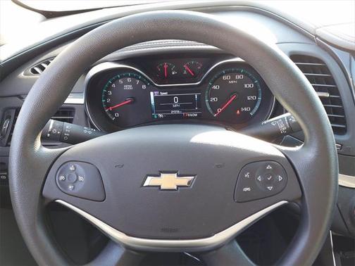 Summit White 2019 Chevrolet Impala 1LS