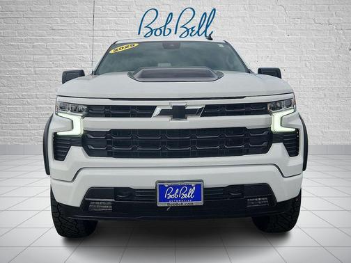 Summit White 2025 Chevrolet Silverado 1500 RST