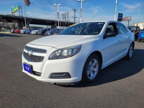 2013 Chevrolet Malibu 1LS