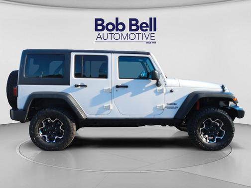 Bright White Clearcoat 2012 Jeep Wrangler Unlimited Sport