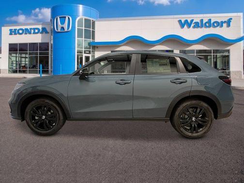 Nordic Forest Pearl 2026 Honda HR-V AWD Sport