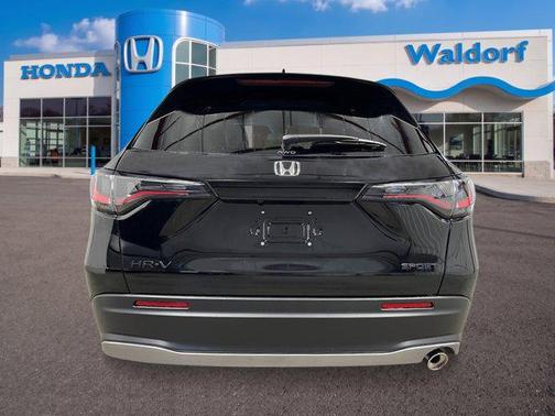 Crystal Black Pearl 2026 Honda HR-V AWD Sport