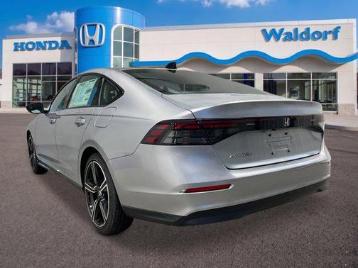 Solar Silver Metallic 2026 Honda Accord SE