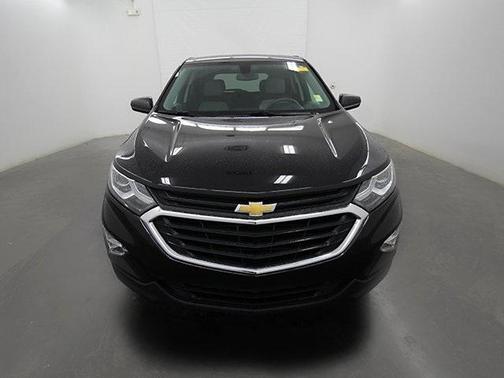 Photo 3 of 19 of 2019 Chevrolet Equinox LS