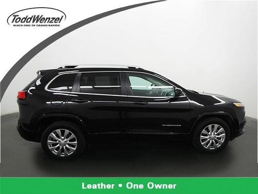 Photo 1 of 20 of 2018 Jeep Cherokee Overland