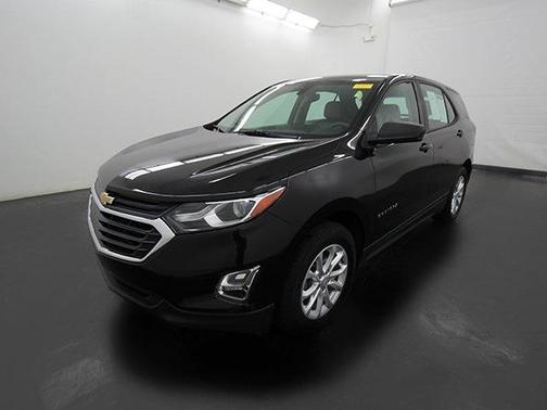 Photo 4 of 19 of 2019 Chevrolet Equinox LS
