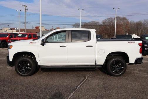 2022 Chevrolet Silverado 1500 Custom Trail Boss