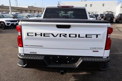 2022 Chevrolet Silverado 1500 Custom Trail Boss