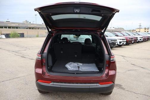 Velvet Red Pearlcoat 2026 Jeep Grand Cherokee Altitude