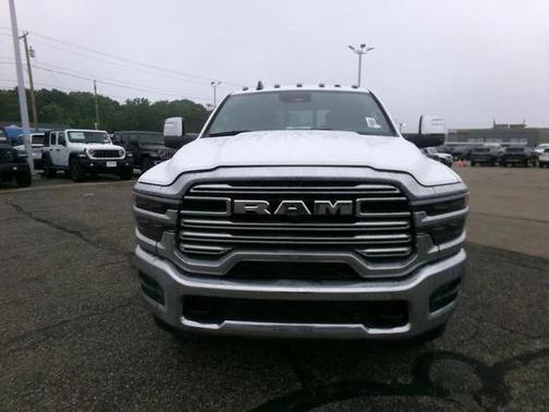 2025 RAM 2500 Laramie Crew Cab 4x4 6'4' Box