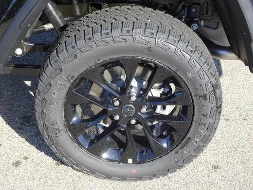 2025 Jeep Gladiator Nighthawk