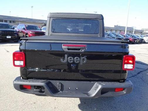 2025 Jeep Gladiator Nighthawk