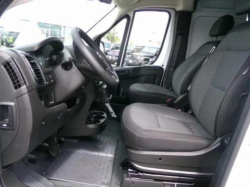 2025 RAM ProMaster 2500 Tradesman