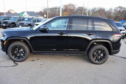 2025 Jeep Grand Cherokee Altitude