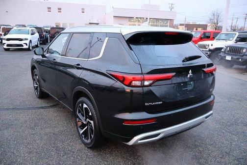 2024 Mitsubishi Outlander SEL Platinum Edition S-AWC