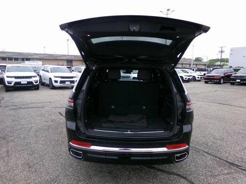 2024 Jeep Grand Cherokee L Overland