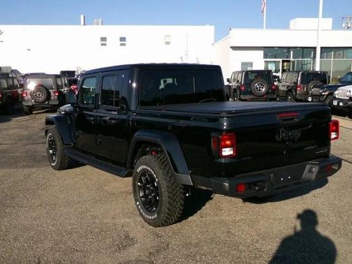 2025 Jeep Gladiator High Tide