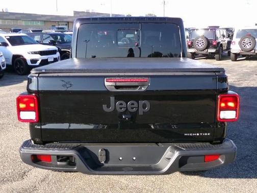 2025 Jeep Gladiator High Tide