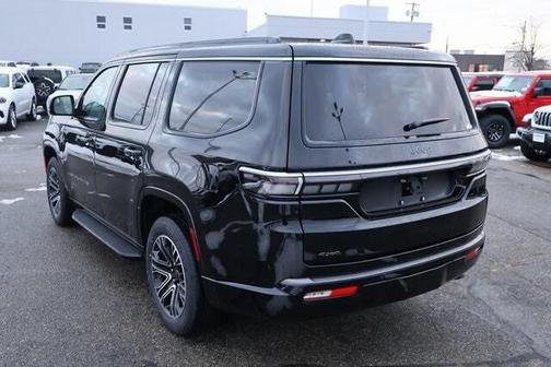 2026 Jeep Grand Wagoneer 4x4