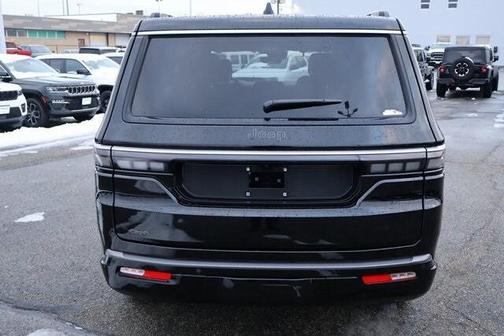 2026 Jeep Grand Wagoneer 4x4