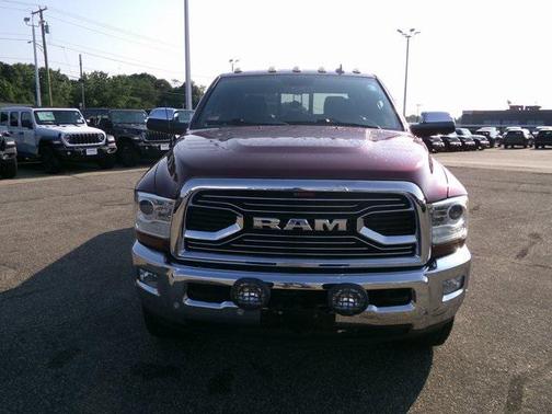 2017 RAM 2500 Limited Crew Cab 4x4 6'4' Box