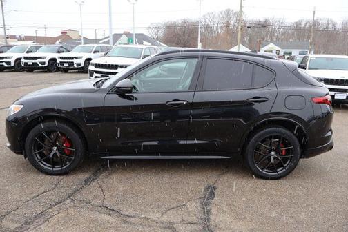 2020 Alfa Romeo Stelvio Sport