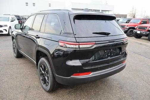 2026 Jeep Grand Cherokee Altitude