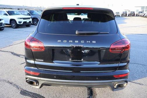 2016 Porsche Cayenne Cayenne