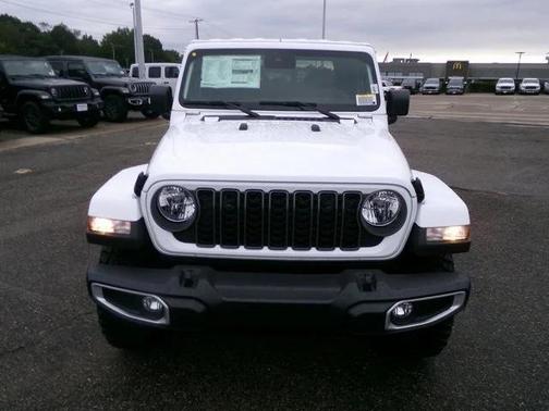 2025 Jeep Gladiator High Tide