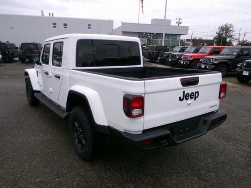 2025 Jeep Gladiator High Tide