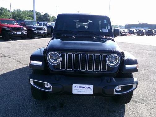 2025 Jeep Wrangler 4-Door Sahara 4x4
