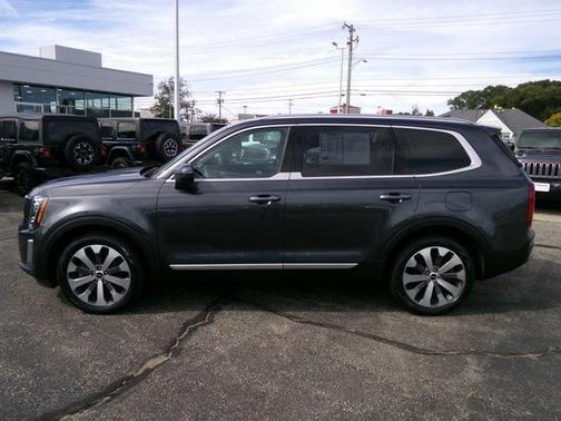 2022 Kia Telluride S