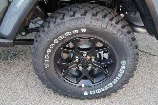 2026 Jeep Gladiator Willys 4x4