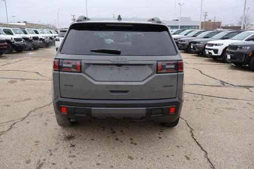 2026 Jeep Cherokee Laredo 4x4