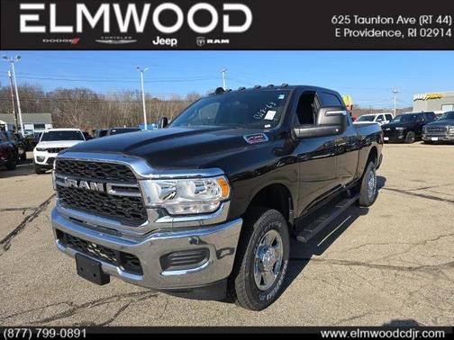 2024 RAM 2500 Tradesman Crew Cab 4x4 6'4' Box