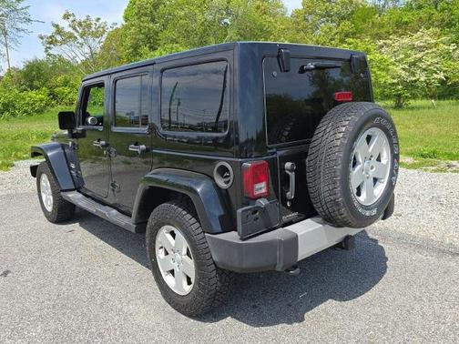 2012 Jeep Wrangler Unlimited Sahara