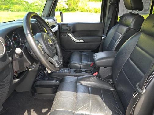 2012 Jeep Wrangler Unlimited Sahara